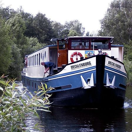 Ms Mecklenburg Hotelschiff Berlino Esterno foto